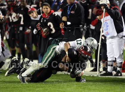 Thumbnail 2 in De La Salle vs. Centennial (CIF State D1 Final) photogallery.