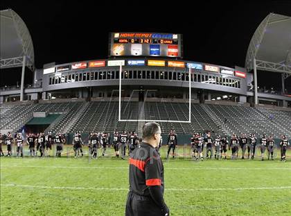 Thumbnail 3 in De La Salle vs. Centennial (CIF State D1 Final) photogallery.