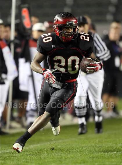 Thumbnail 2 in De La Salle vs. Centennial (CIF State D1 Final) photogallery.