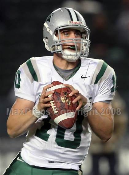 Thumbnail 2 in De La Salle vs. Centennial (CIF State D1 Final) photogallery.
