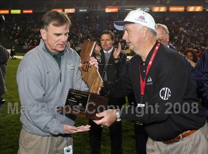 Thumbnail 2 in De La Salle vs. Centennial (CIF State D1 Final) photogallery.