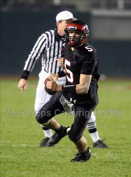 Thumbnail 3 in De La Salle vs. Centennial (CIF State D1 Final) photogallery.