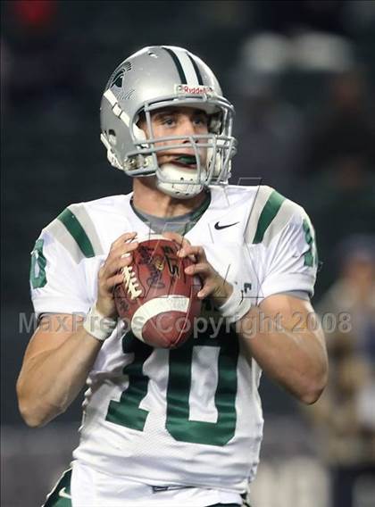 Thumbnail 1 in De La Salle vs. Centennial (CIF State D1 Final) photogallery.