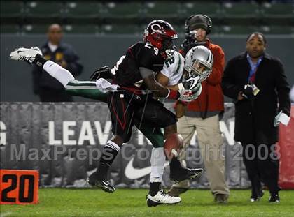 Thumbnail 2 in De La Salle vs. Centennial (CIF State D1 Final) photogallery.