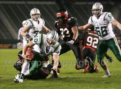 Thumbnail 1 in De La Salle vs. Centennial (CIF State D1 Final) photogallery.