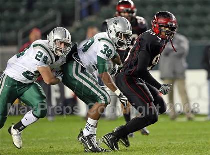 Thumbnail 1 in De La Salle vs. Centennial (CIF State D1 Final) photogallery.