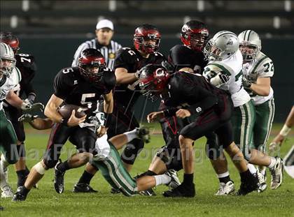 Thumbnail 3 in De La Salle vs. Centennial (CIF State D1 Final) photogallery.