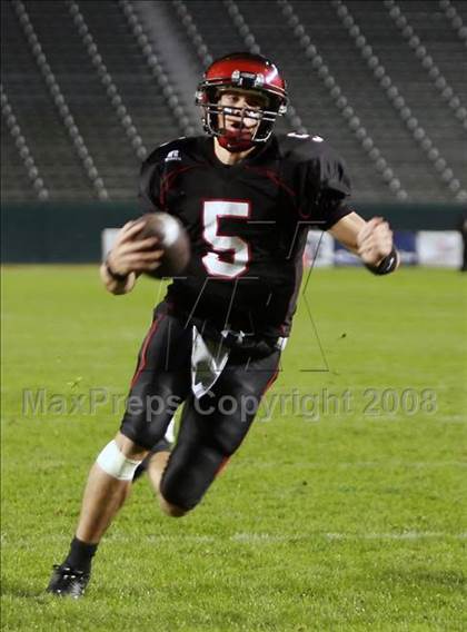 Thumbnail 2 in De La Salle vs. Centennial (CIF State D1 Final) photogallery.