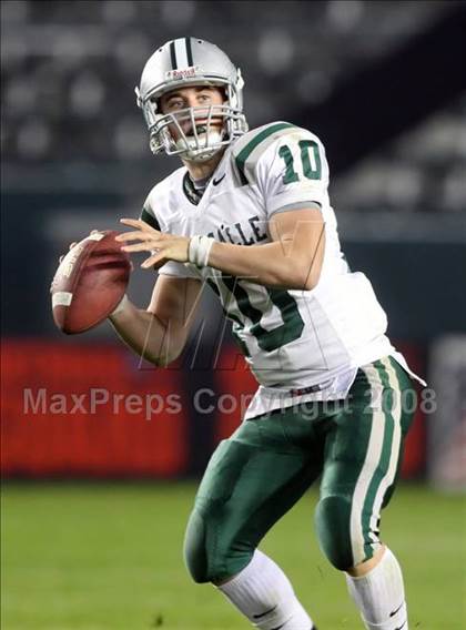 Thumbnail 3 in De La Salle vs. Centennial (CIF State D1 Final) photogallery.