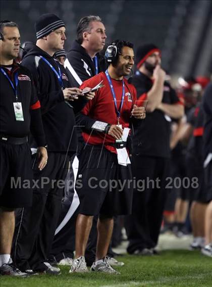 Thumbnail 3 in De La Salle vs. Centennial (CIF State D1 Final) photogallery.