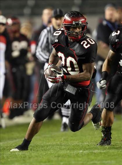 Thumbnail 3 in De La Salle vs. Centennial (CIF State D1 Final) photogallery.
