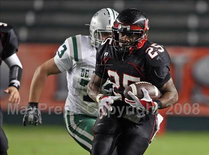 Thumbnail 2 in De La Salle vs. Centennial (CIF State D1 Final) photogallery.