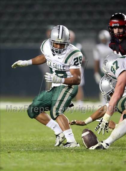 Thumbnail 3 in De La Salle vs. Centennial (CIF State D1 Final) photogallery.