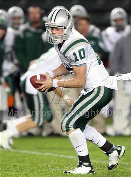 Thumbnail 2 in De La Salle vs. Centennial (CIF State D1 Final) photogallery.