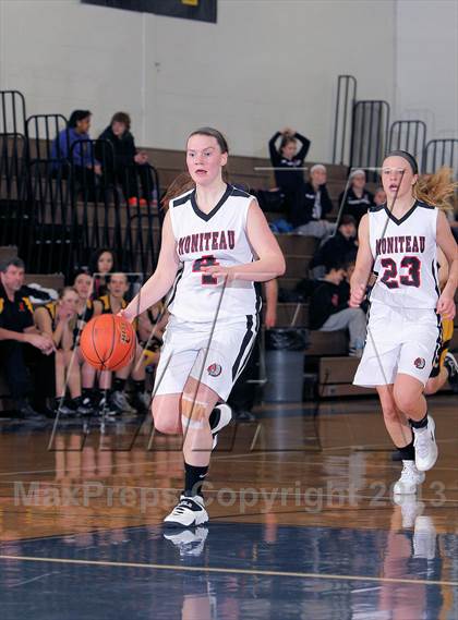 Thumbnail 1 in Venango Catholic vs Moniteau (Wice-Hart Memorial) photogallery.