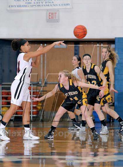 Thumbnail 3 in Venango Catholic vs Moniteau (Wice-Hart Memorial) photogallery.
