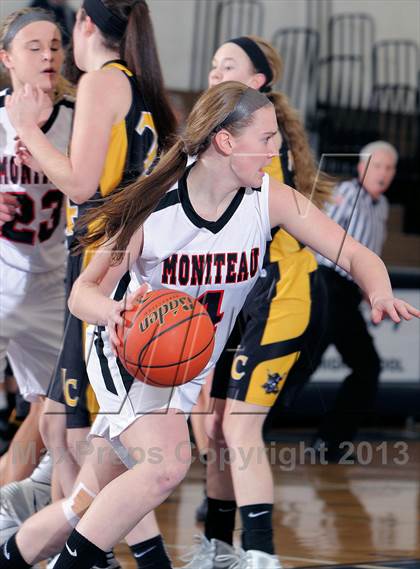 Thumbnail 3 in Venango Catholic vs Moniteau (Wice-Hart Memorial) photogallery.