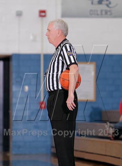 Thumbnail 2 in Venango Catholic vs Moniteau (Wice-Hart Memorial) photogallery.