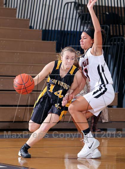 Thumbnail 3 in Venango Catholic vs Moniteau (Wice-Hart Memorial) photogallery.