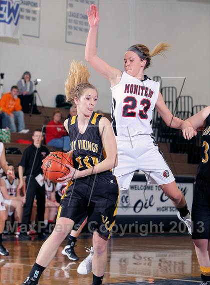 Thumbnail 1 in Venango Catholic vs Moniteau (Wice-Hart Memorial) photogallery.