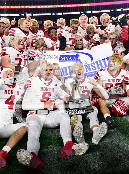 Thumbnail 2 in North Attleborough vs Mansfield (MIAA Division 3 Final) photogallery.