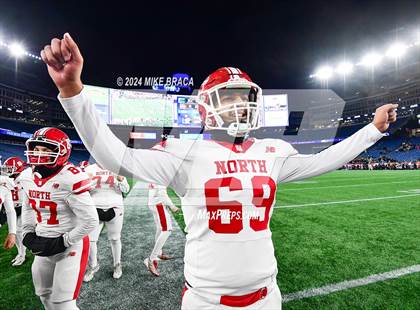 Thumbnail 3 in North Attleborough vs Mansfield (MIAA Division 3 Final) photogallery.