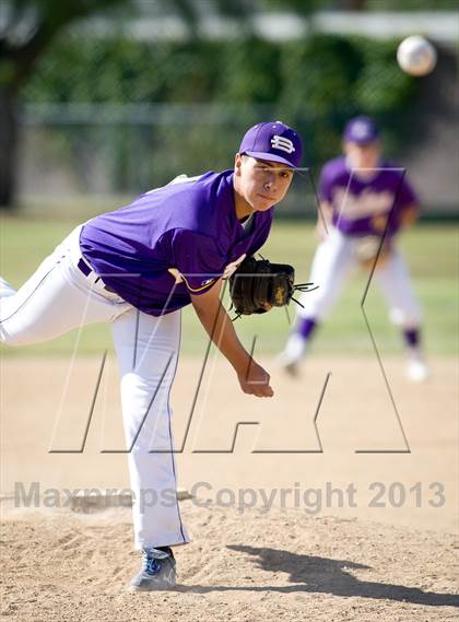 Thumbnail 3 in Don Lugo [Antonio] vs. Diamond Bar photogallery.
