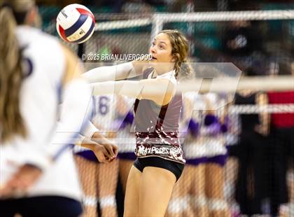 Thumbnail 3 in Swink vs. Vail Christian (CHSAA 2A Round 1) photogallery.