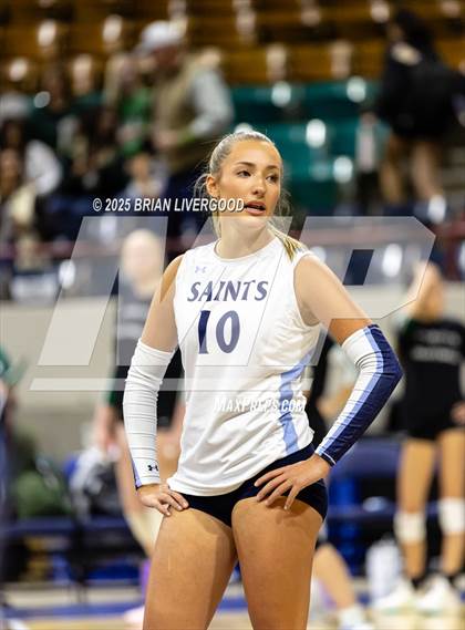 Thumbnail 3 in Swink vs. Vail Christian (CHSAA 2A Round 1) photogallery.