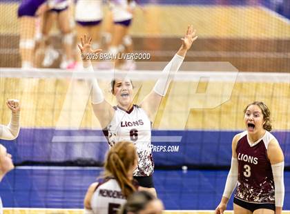 Thumbnail 2 in Swink vs. Vail Christian (CHSAA 2A Round 1) photogallery.