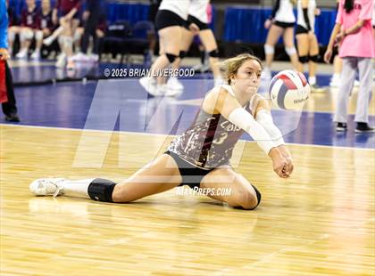 Thumbnail 2 in Swink vs. Vail Christian (CHSAA 2A Round 1) photogallery.