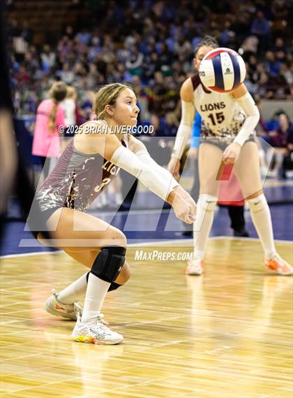 Thumbnail 3 in Swink vs. Vail Christian (CHSAA 2A Round 1) photogallery.