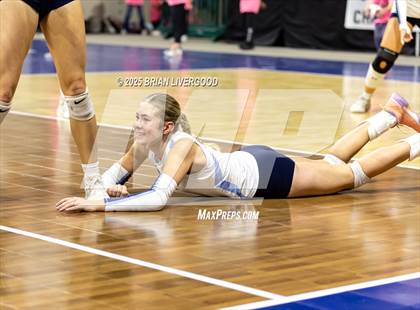 Thumbnail 3 in Swink vs. Vail Christian (CHSAA 2A Round 1) photogallery.