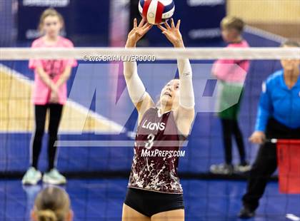 Thumbnail 3 in Swink vs. Vail Christian (CHSAA 2A Round 1) photogallery.