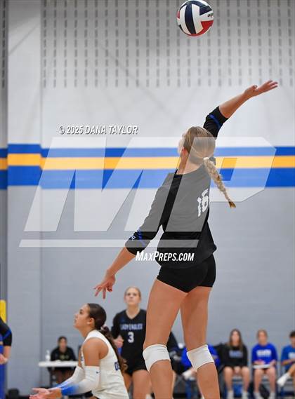 Thumbnail 2 in Garner vs Decatur (2025 Brock Showcase Varsity Volleyball Tournament) photogallery.