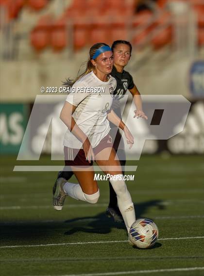 Thumbnail 3 in Maple Mountain vs. Olympus (UHSAA 5A Semifinals) photogallery.
