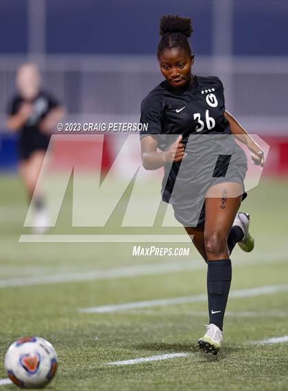 Thumbnail 2 in Maple Mountain vs. Olympus (UHSAA 5A Semifinals) photogallery.