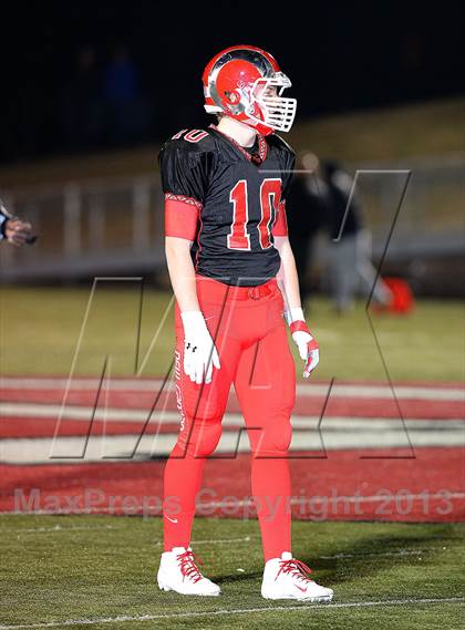 Thumbnail 2 in Farmington @ New Canaan (CIAC Class L Quarterfinal) photogallery.