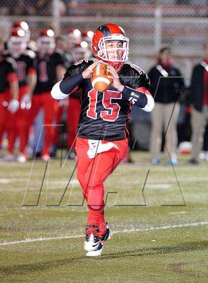 Thumbnail 3 in Farmington @ New Canaan (CIAC Class L Quarterfinal) photogallery.