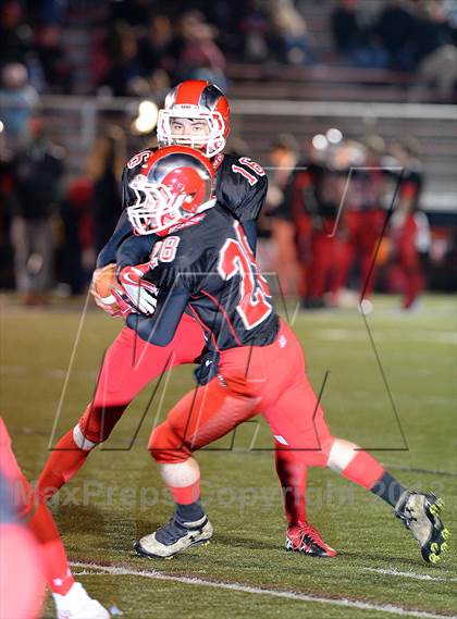 Thumbnail 3 in Farmington @ New Canaan (CIAC Class L Quarterfinal) photogallery.