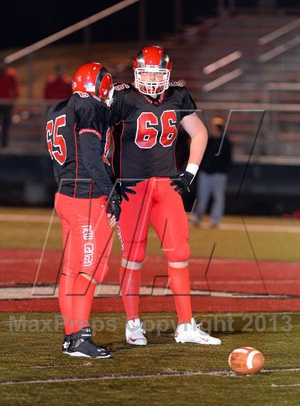 Thumbnail 3 in Farmington @ New Canaan (CIAC Class L Quarterfinal) photogallery.