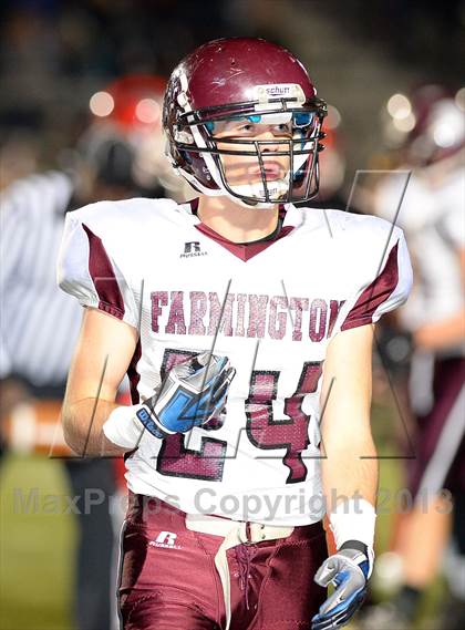 Thumbnail 2 in Farmington @ New Canaan (CIAC Class L Quarterfinal) photogallery.