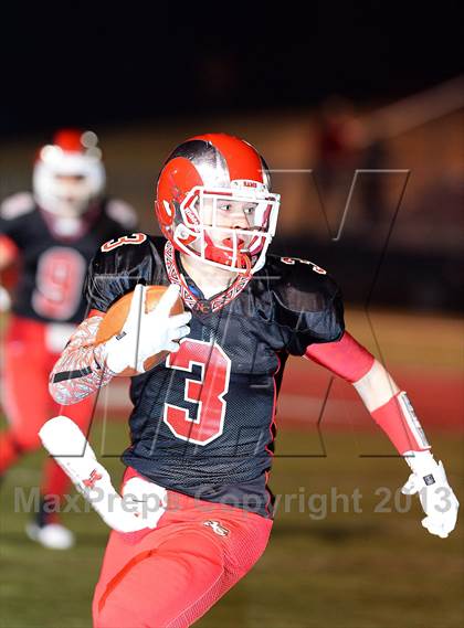 Thumbnail 2 in Farmington @ New Canaan (CIAC Class L Quarterfinal) photogallery.