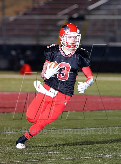 Thumbnail 1 in Farmington @ New Canaan (CIAC Class L Quarterfinal) photogallery.