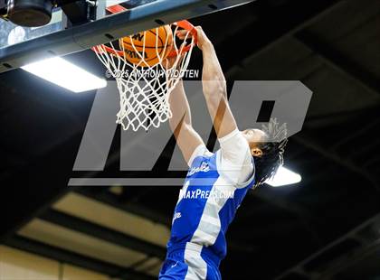 Thumbnail 2 in Wayne Preparatory Academy vs Fayetteville Christian (Veterans Showcase 2025) photogallery.