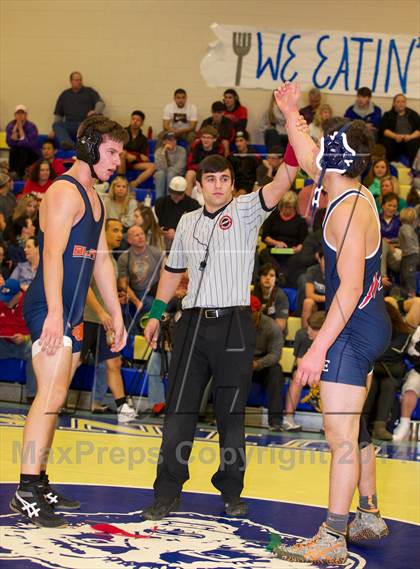 Thumbnail 2 in G.P. West/Bruin Invitational Wrestling Tournament photogallery.