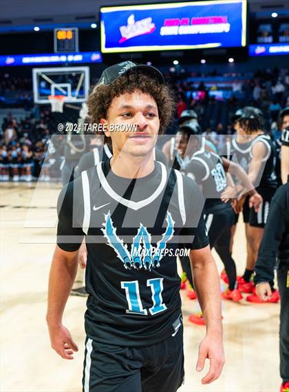 Thumbnail 1 in Woodside vs. L.C. Bird (VHSL Class 5 Final) photogallery.