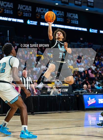 Thumbnail 3 in Woodside vs. L.C. Bird (VHSL Class 5 Final) photogallery.