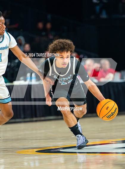 Thumbnail 1 in Woodside vs. L.C. Bird (VHSL Class 5 Final) photogallery.