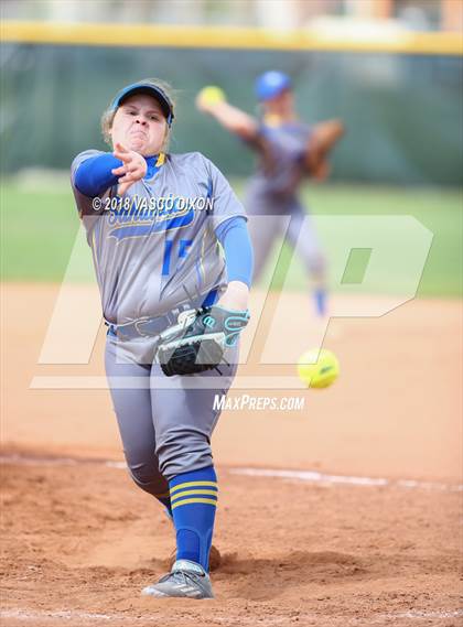 Thumbnail 1 in Sahuarita vs. Bourgade Catholic photogallery.